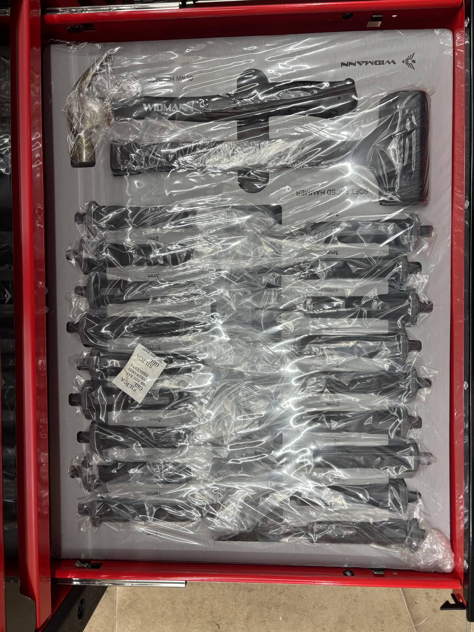 Carrinho de Ferramentas 13 Gavetas