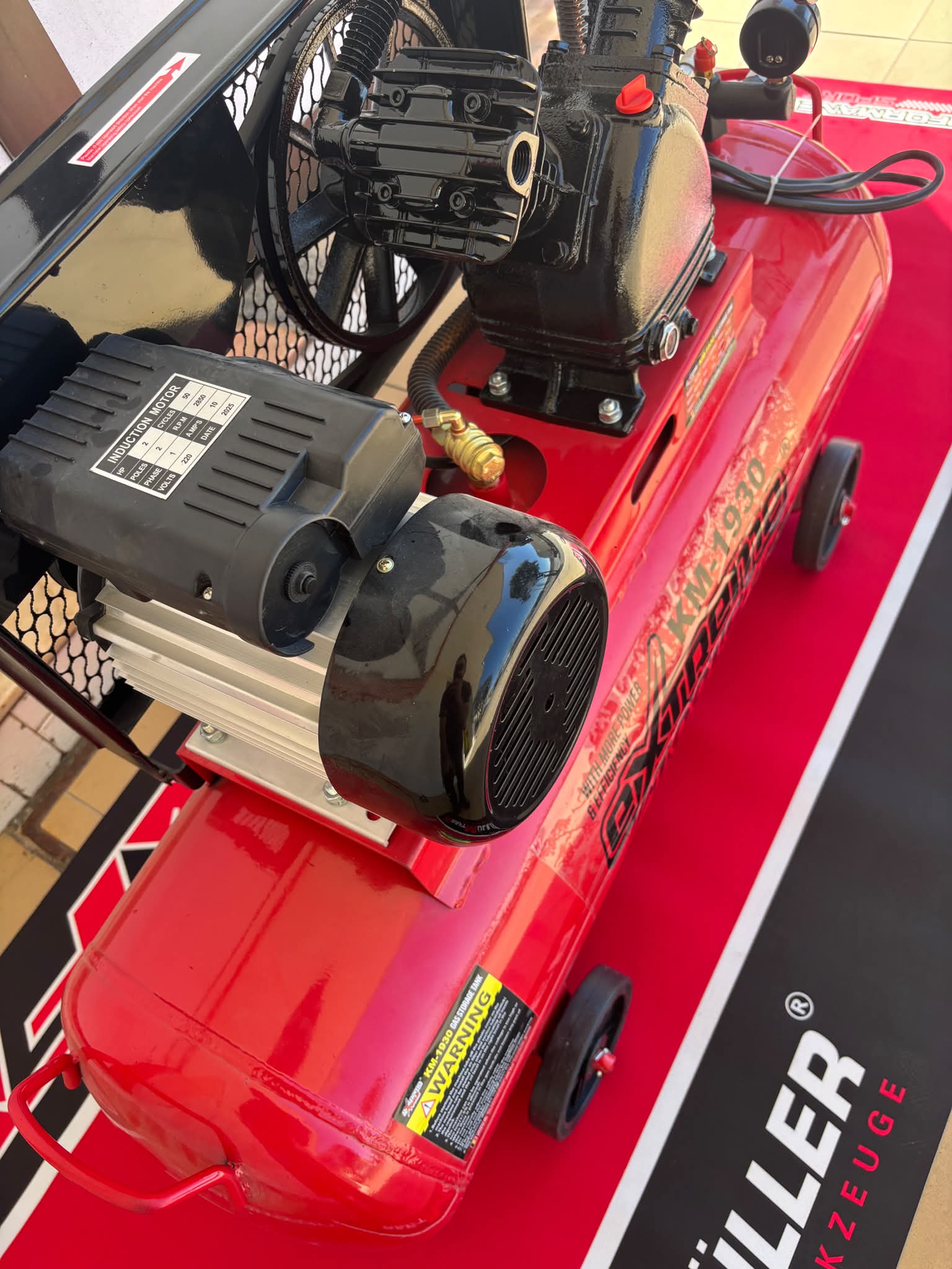 Compressor de Ar 100L